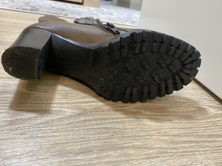 Cizme îmblănite din piele