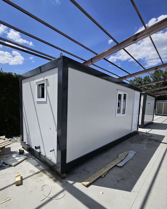 Containere modulare 2,4x6 m birou / grupa sanitare de vanzare