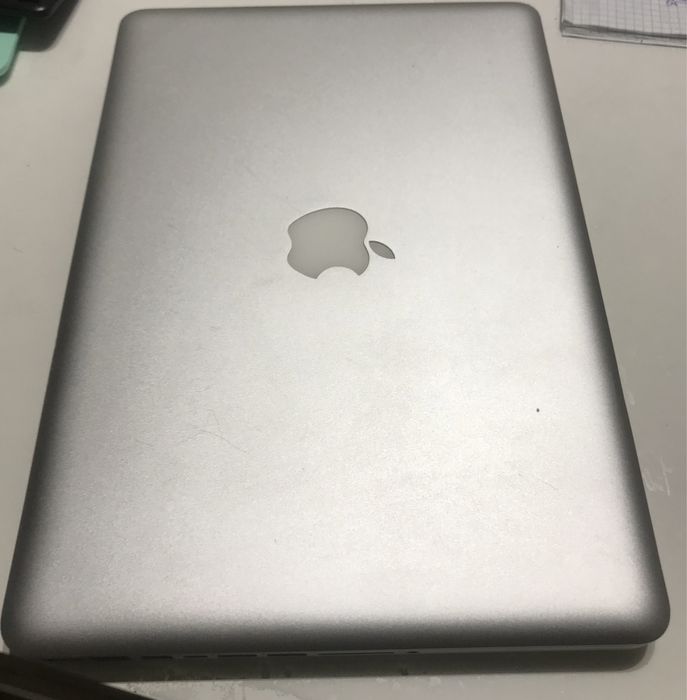 Ноутбук Apple 2010г