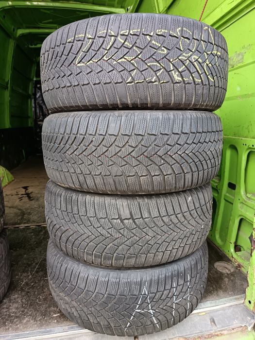 Anvelope MS iarna 225 50 17 bridgestone runflat 2022 5.5mm