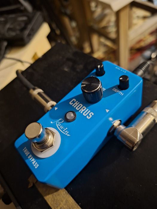 Педаль эффекта Chorus, для гитары, и для басса