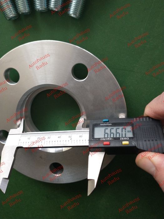 Flanșe Distantiere Audi 11 mm cu prezoane Calitate Premium și Garanție