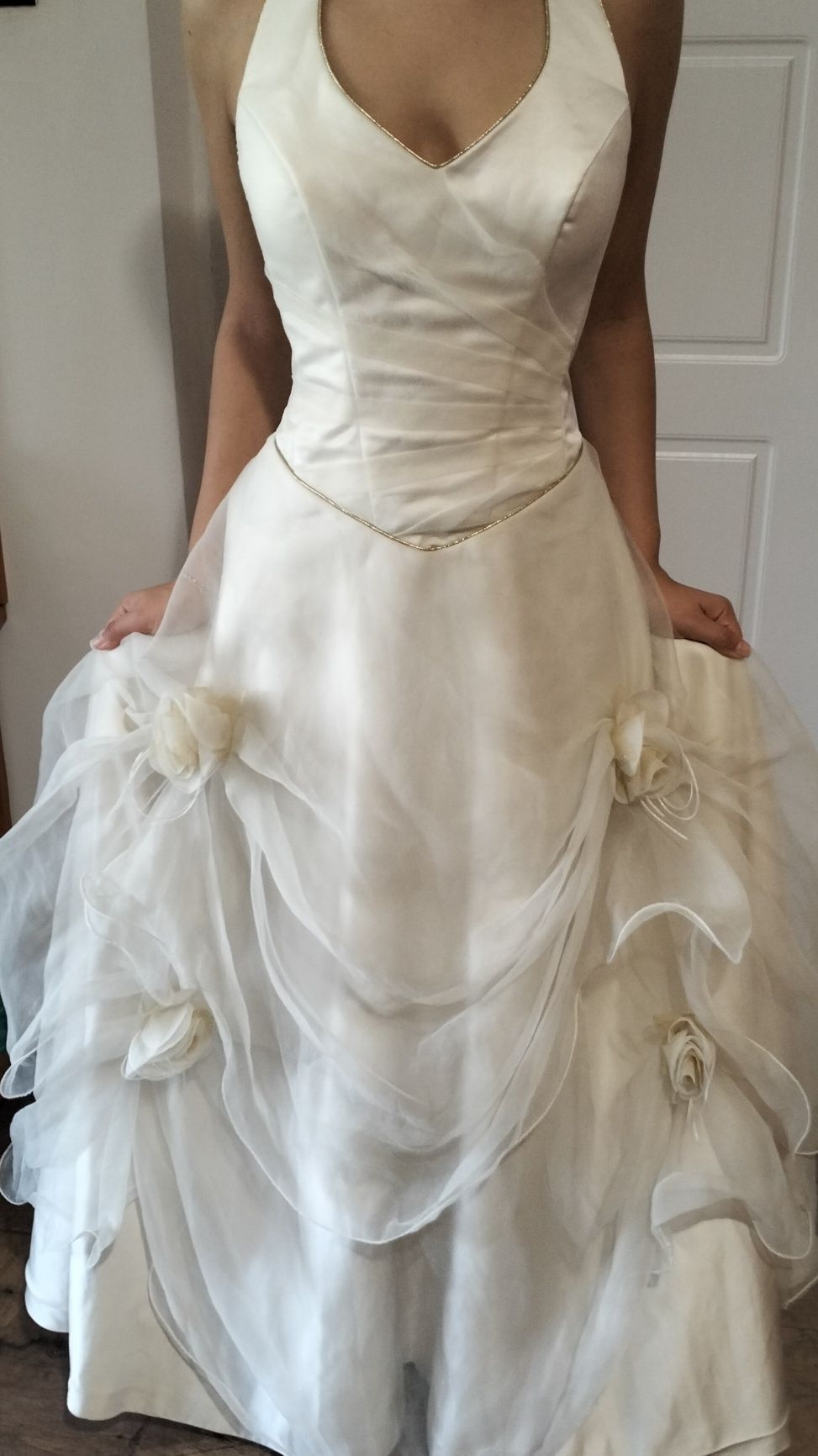 Rochie de mireasa -casa de moda