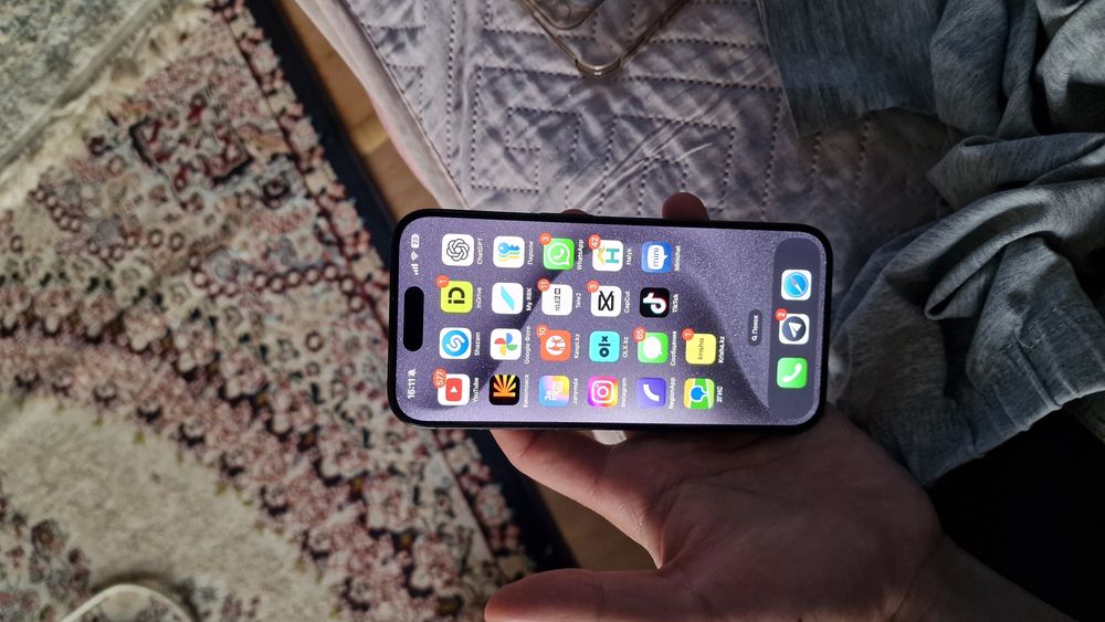 Продам iphone 15 pro