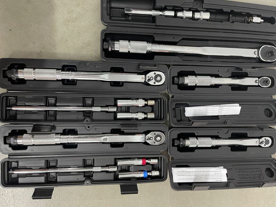 Cheie dinamometrica 1/4 ,3/8 și 1/2