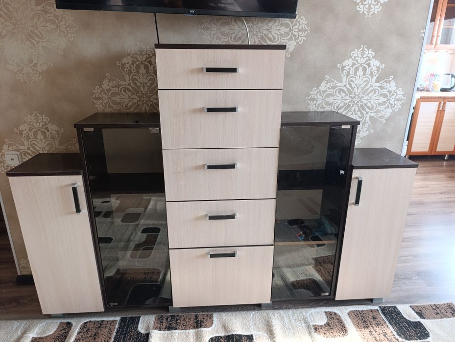 Продам горку под тв