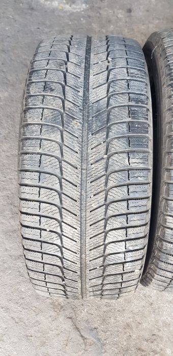 Зимни гуми-18цола-245/45-1бр.-75лв."MICHELIN "