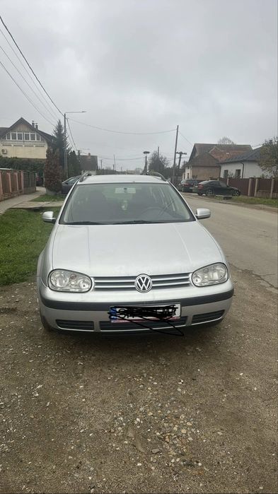 Vand sau schimb golf 4 2001