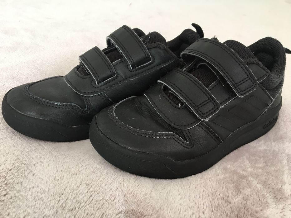 Спортни кожени обувки Адидас Adidas 29 номер