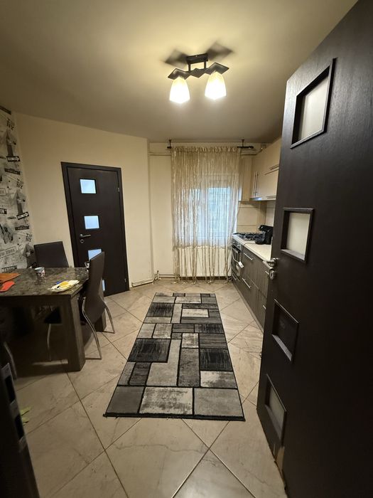 Apartament 3 camere mcdonalds 500 lei zi