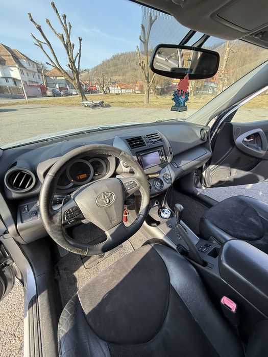 Toyota Rav 4 4x4 automat 2011