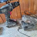 Incarcator + 2 acumulatori 14v Steinhaus