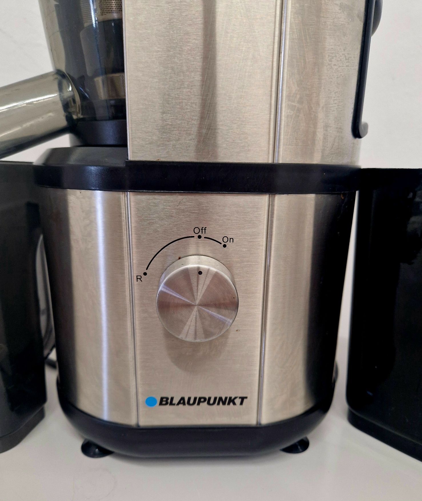 Blaupunkt SJV601 Уред за бавно и Прясно приготвяне на сокове