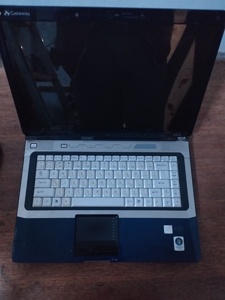 Продаю ноутбук GAteway