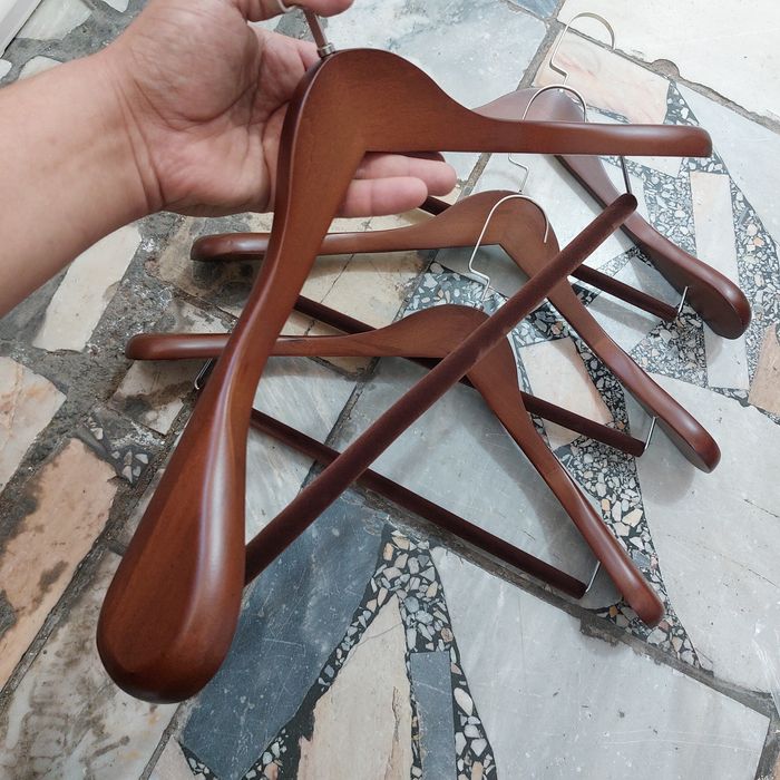 Вешалка плечики для одежды