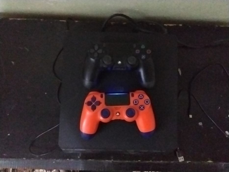 Playstation4 slim 1trb