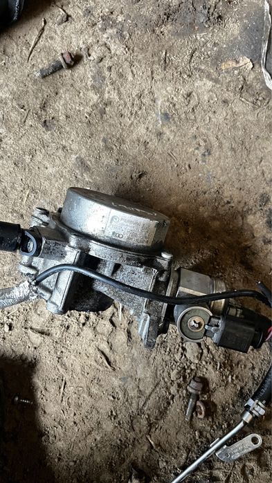 Pompa vacum pompa injectie 1.8 tfsi BZB piese dezmembrari