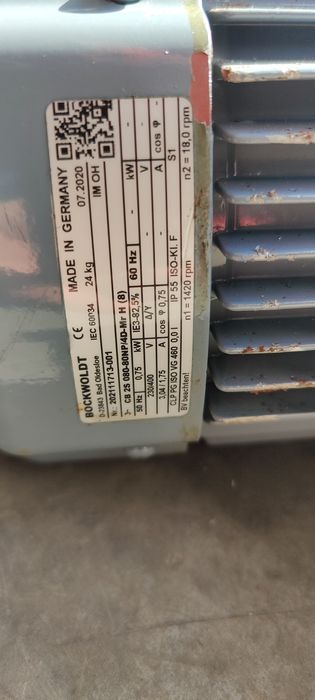 Motor electric trifazat cu reductor, 0.75kW, 18rpm, 380V