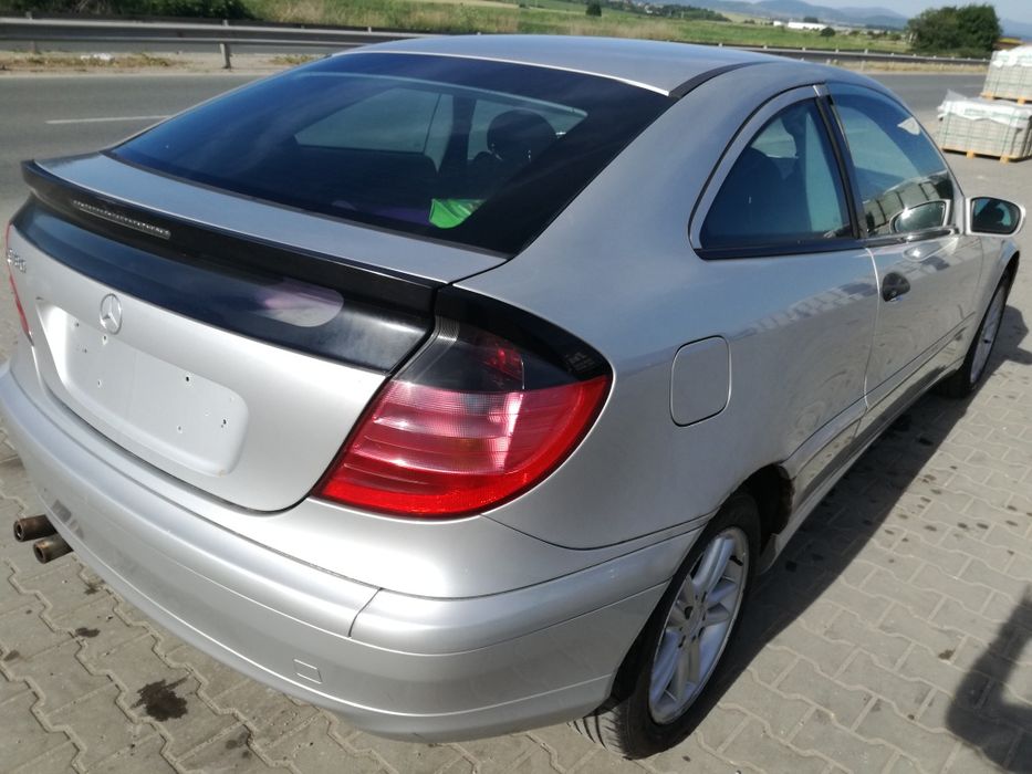 Mercedes C180,2003г/На части