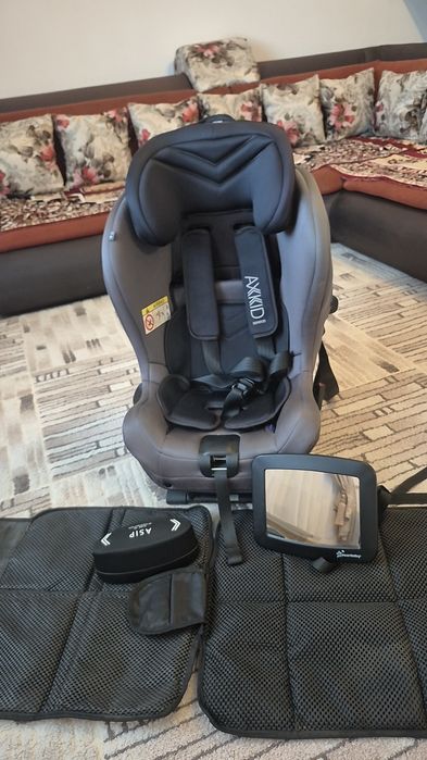 Scaun auto Axkid Minikid 0-25 kg + oglindă, rear-facing, stare foarte