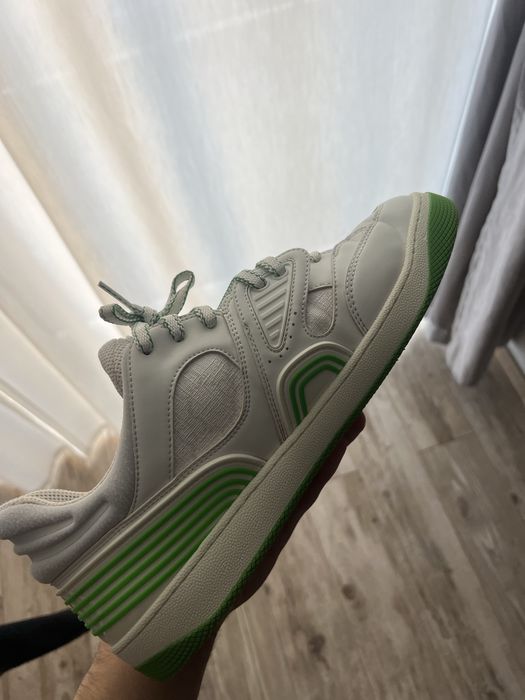 Gucci basket sneakers