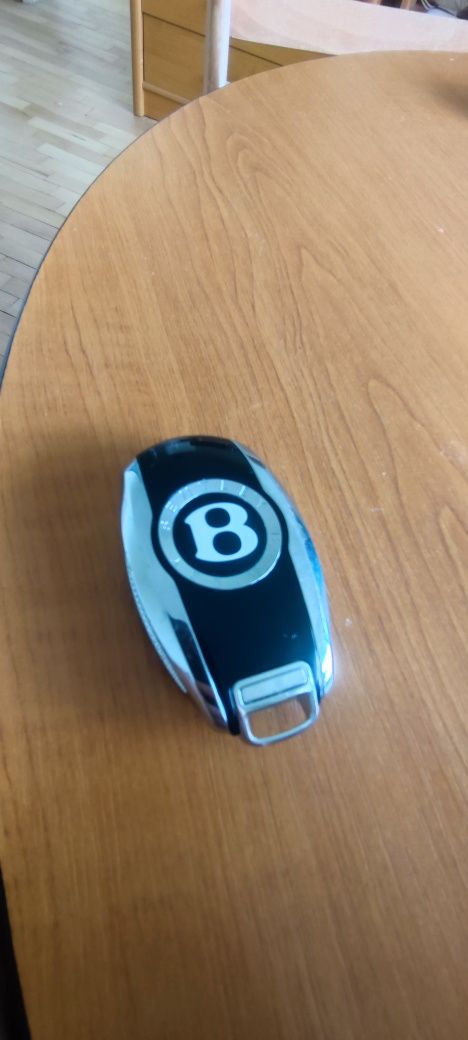 ОЕМ Ключ за Bentley Bentayga