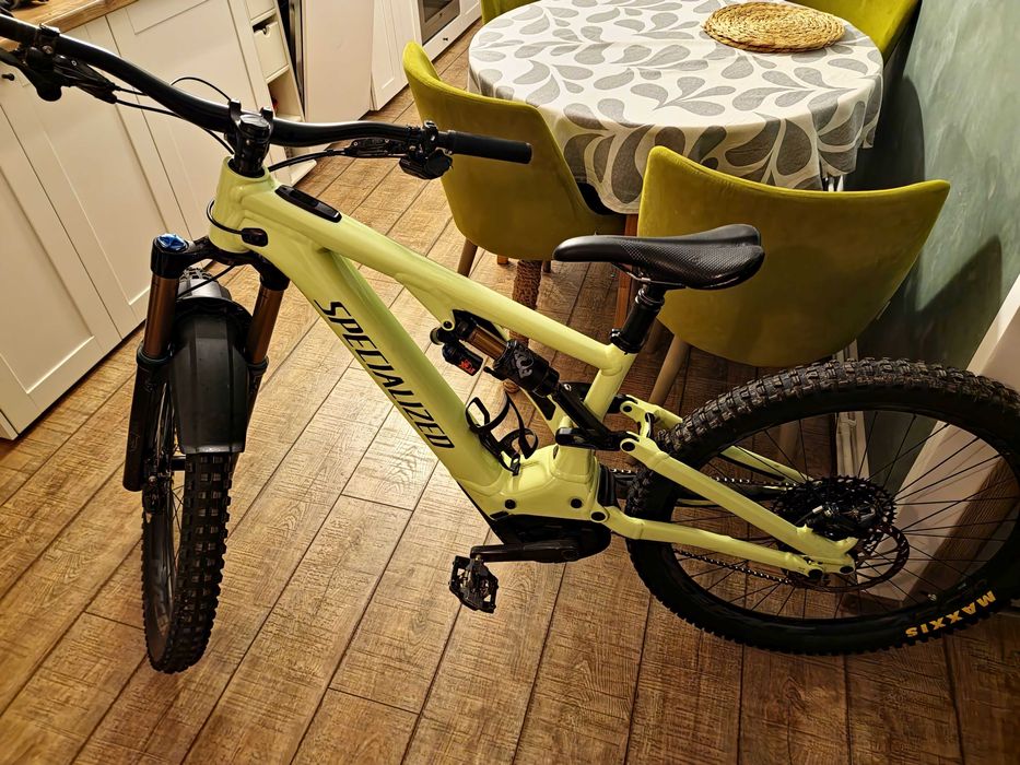 Bicicleta Specialized Turbo Levo G3 2025