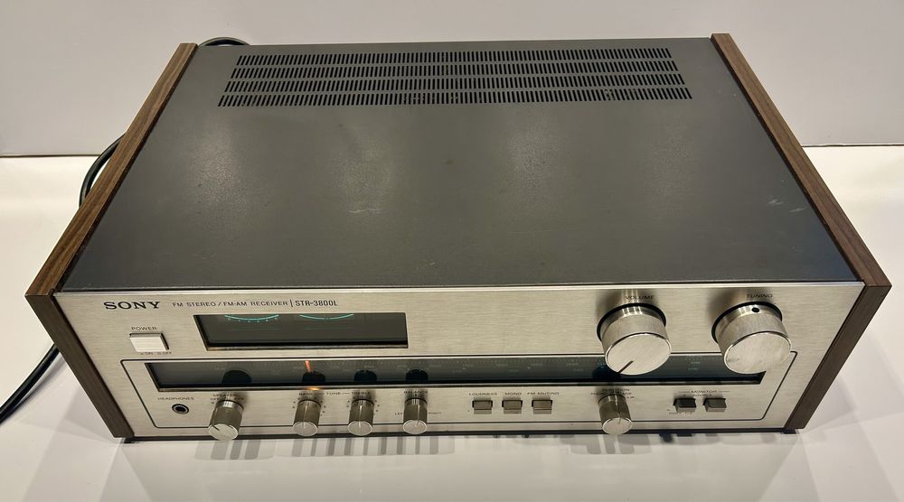 Amplificator Sony str 3800L Are un canal defect