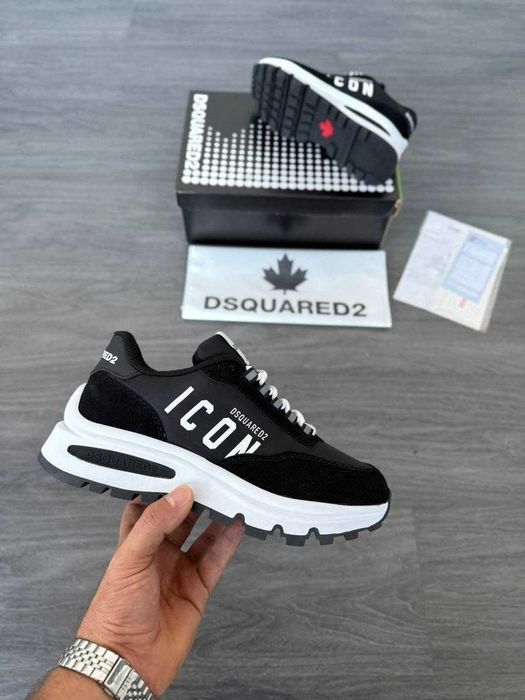 Adidasii bărbați dsq model nou