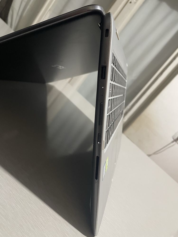 Asus TP501U Notebook PC