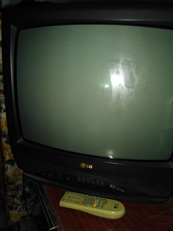 Телевизор LG. Чёрный