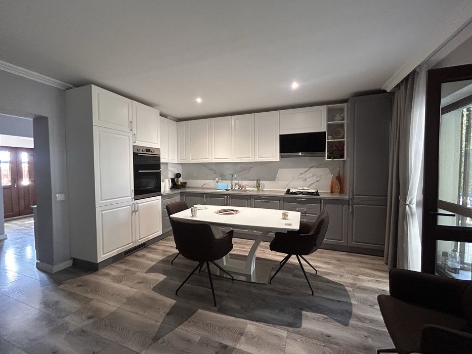 Proprietar vand casa tip duplex in Sanpetru