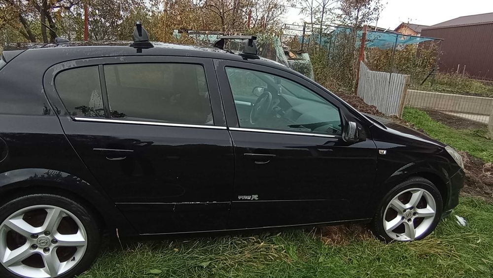 Dezmembrez Opel Astra H 1.7 CDTI 2009, Cod motor Z17DTR