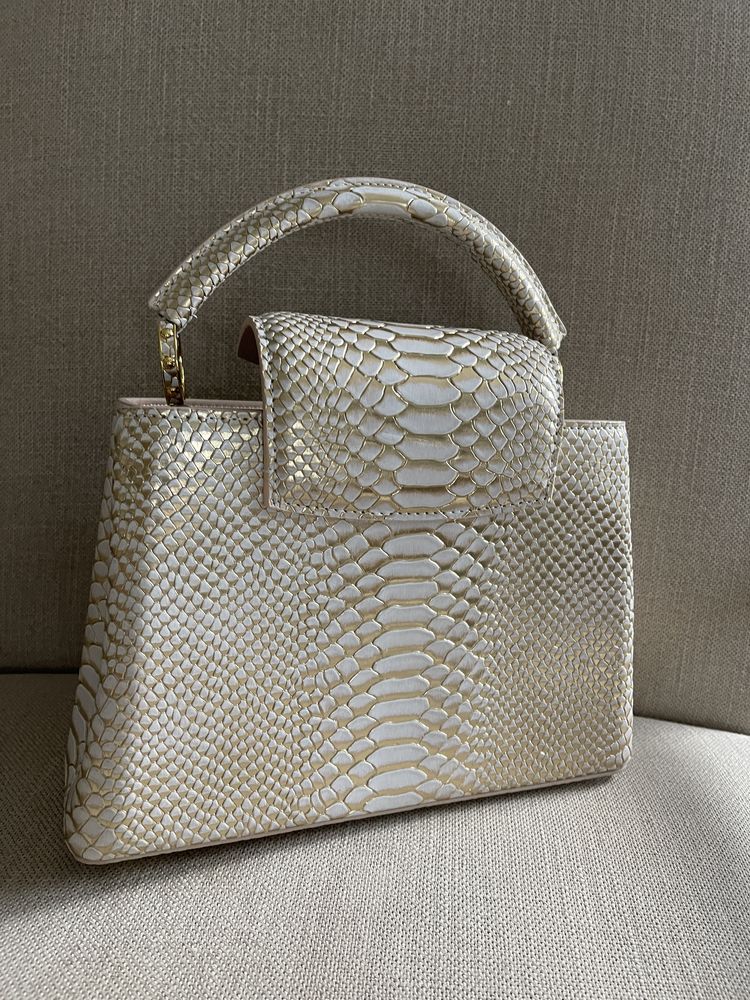 Geanta Louis Vuitton stoc 27