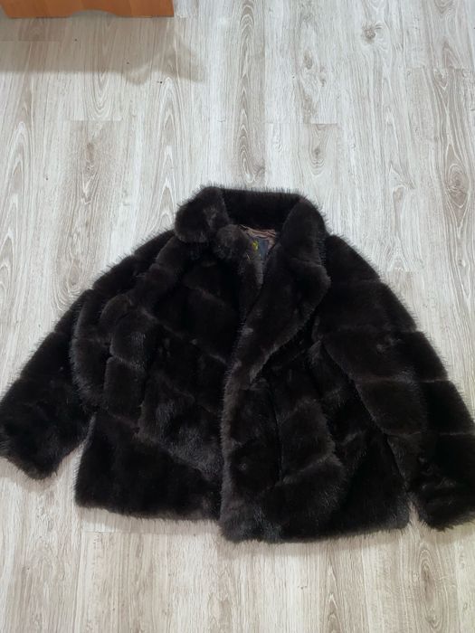 Эко-шуба коричневая, как новая! Надевалась 1–2 раза | Размер 50