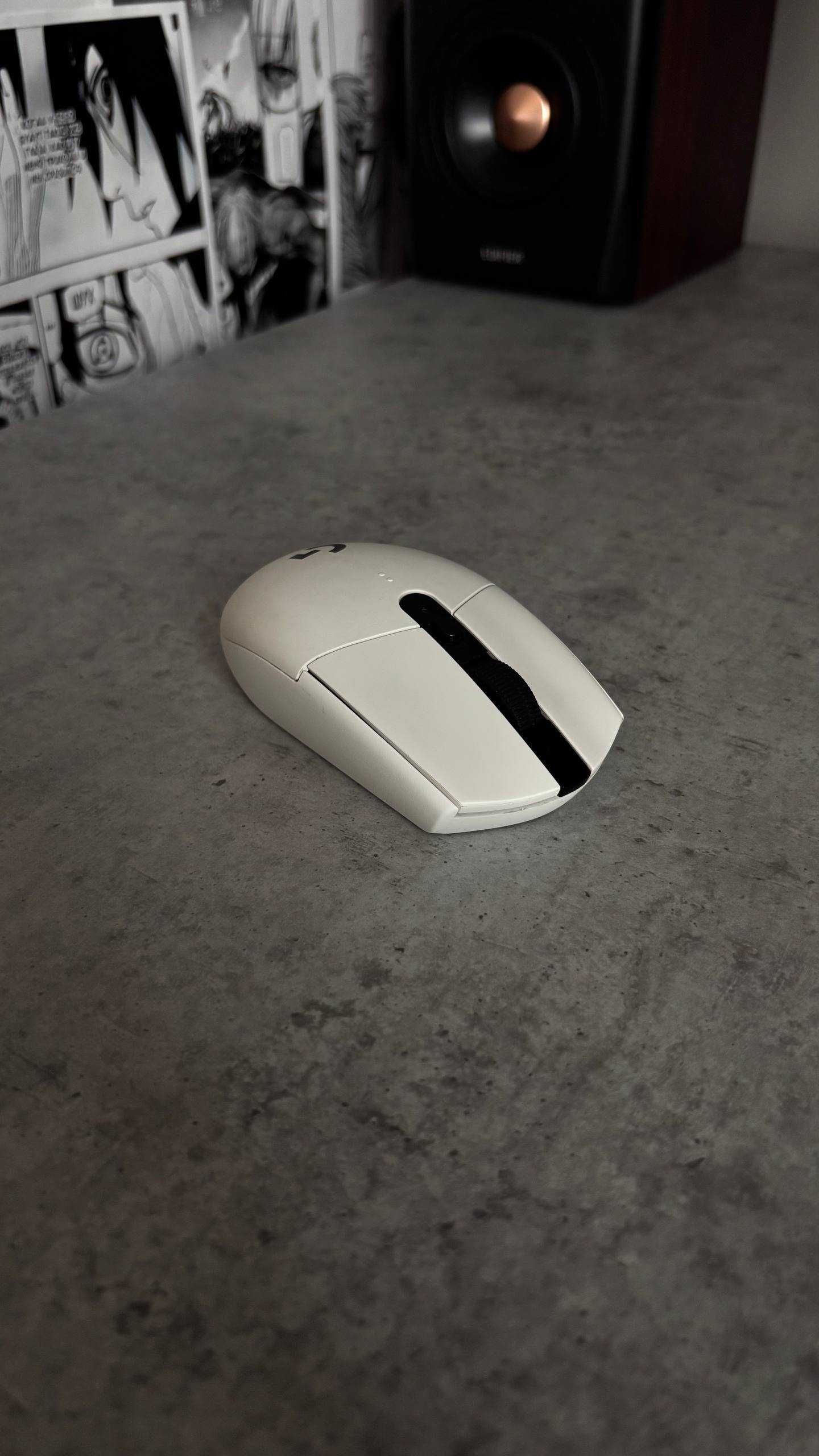 Мышь Logitech G305 LightSpeed белая