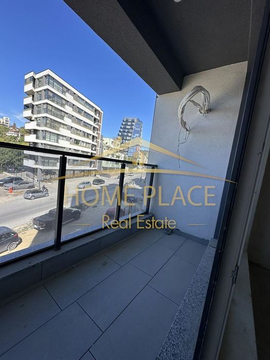 Тристаен апартамент в кв.Левски