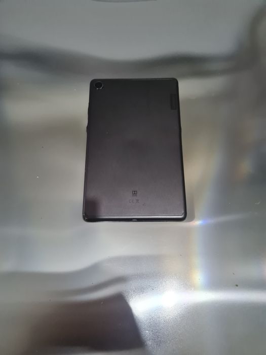 Продам планшет Lenovo на запчасти