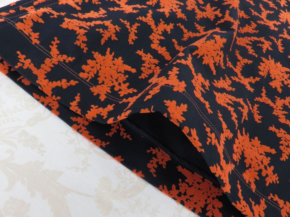 Къса пола Jil Sander, M - L, нова