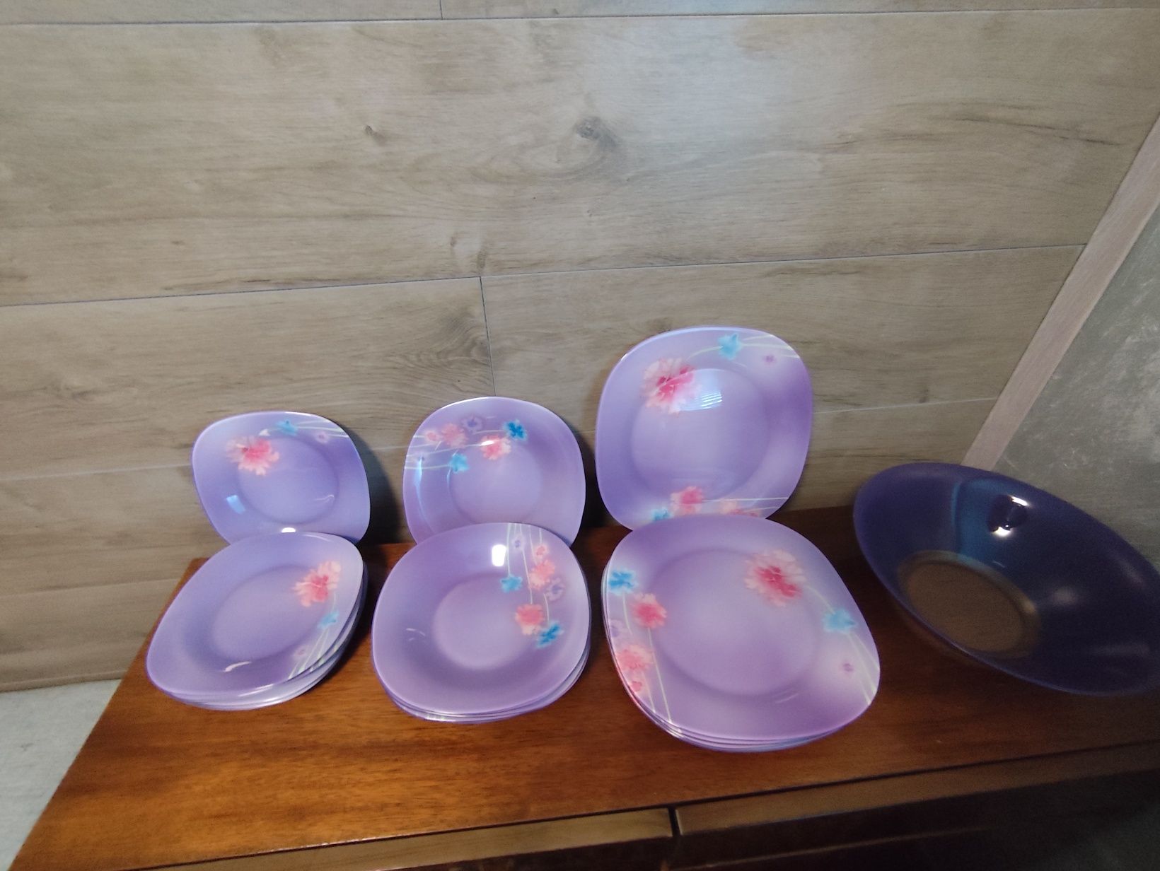 Френски аркопал"Коледни рози" Сервиз за хранене LUMINARC Angel Purple