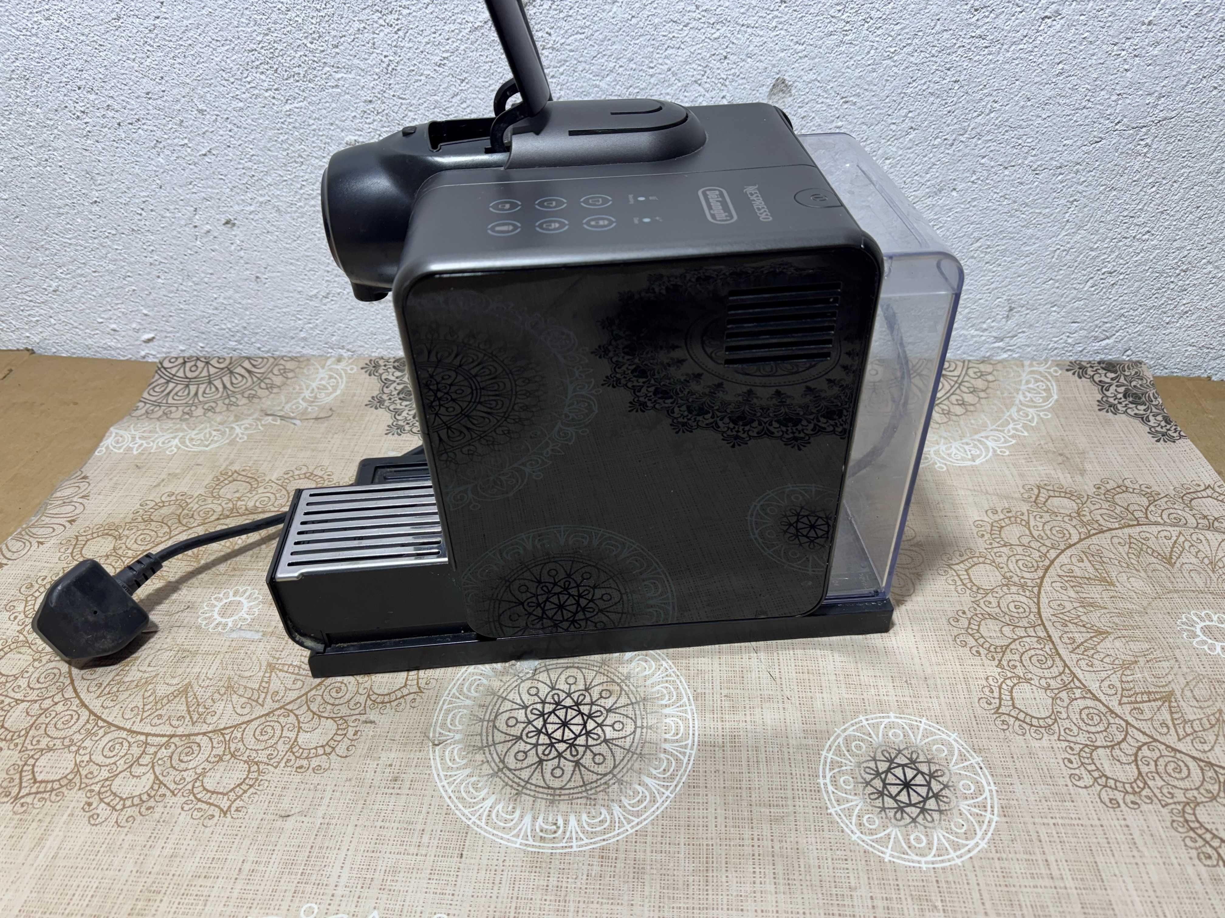 Nespresso Latissima Touch EN 550.BM