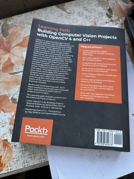 Carte OpenCV 4 și C++ – Proiecte Practice