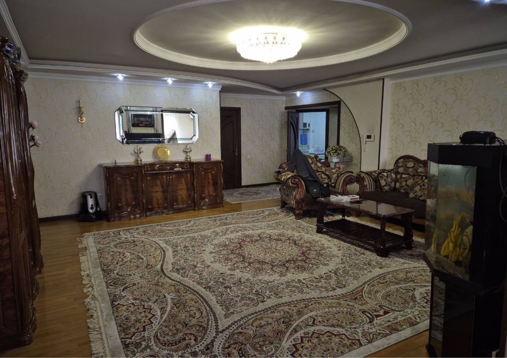 Продается квартира  на Дархане