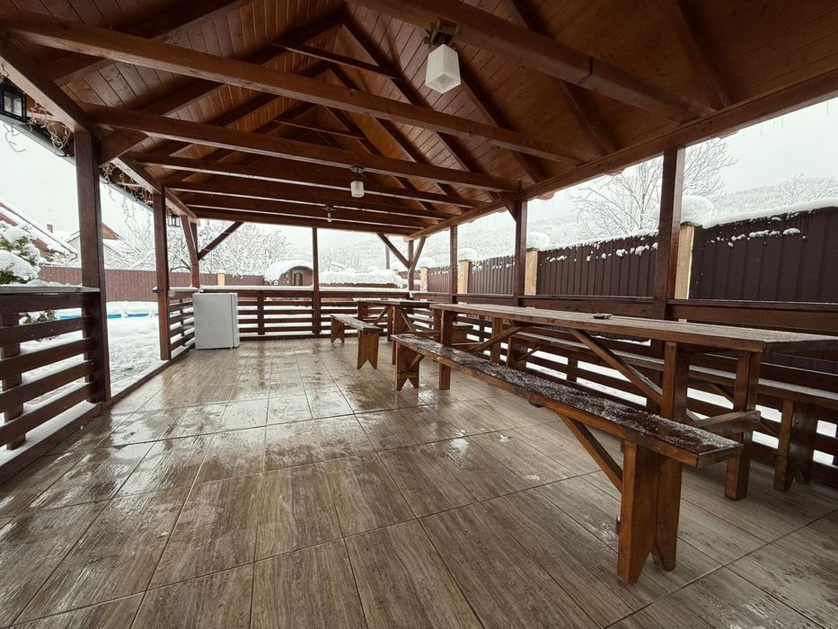 Se oferă spre închiriat cabană în Maramureș, Vișeu de Jos.