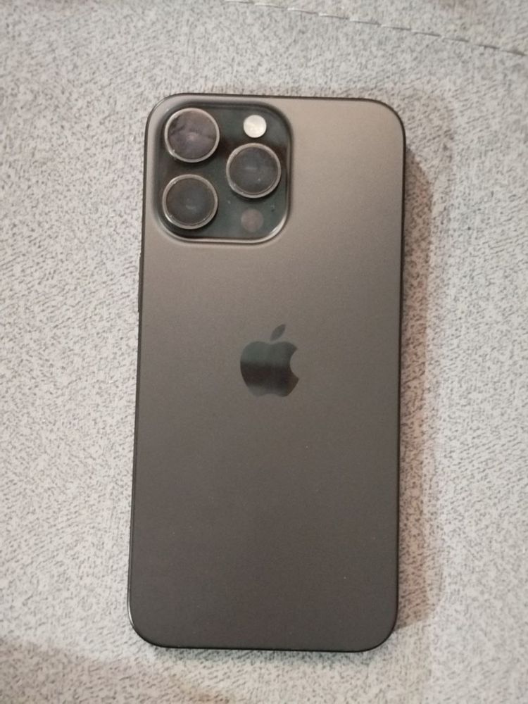 Apple iPhone 15 Pro Max