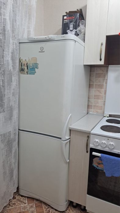 Продам холодилник в хорошом состояний