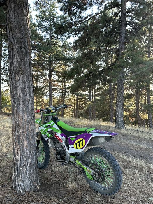 Продавам kawasaki kx250f 2010