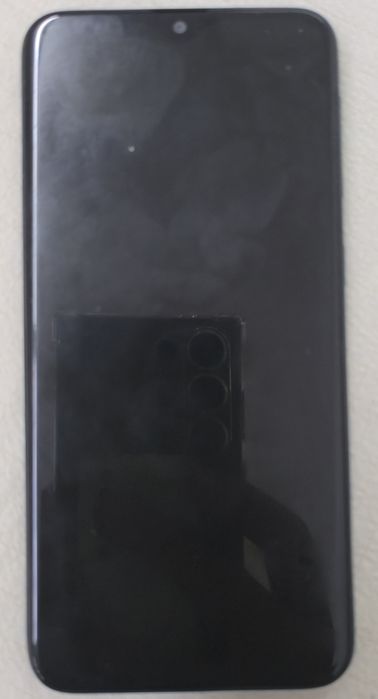Samsung    A20 E