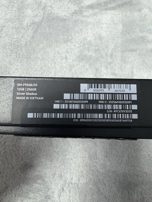 Samsung Galaxy z fold 6