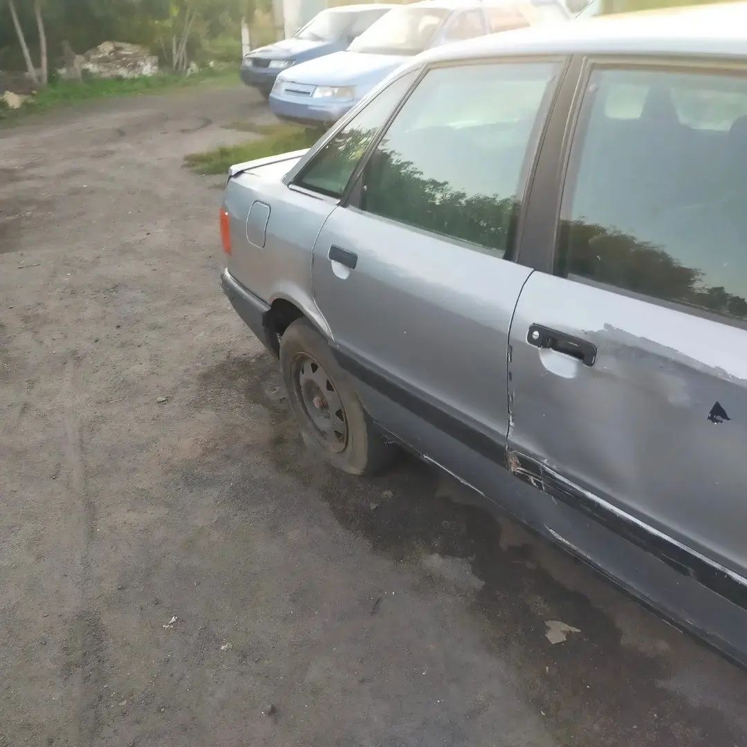 КПП, балка, капот, фара, дверь, привод, панель, сиденья